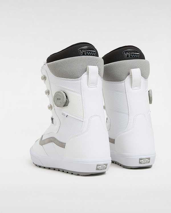 White Men Vans Invado OG MTE Snowboard Boots NZ | VN6839541